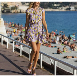 TAJ by Sabrina Crippa Nikolau Limoncello Dress Size Medium Lemons Bumblebees NWT